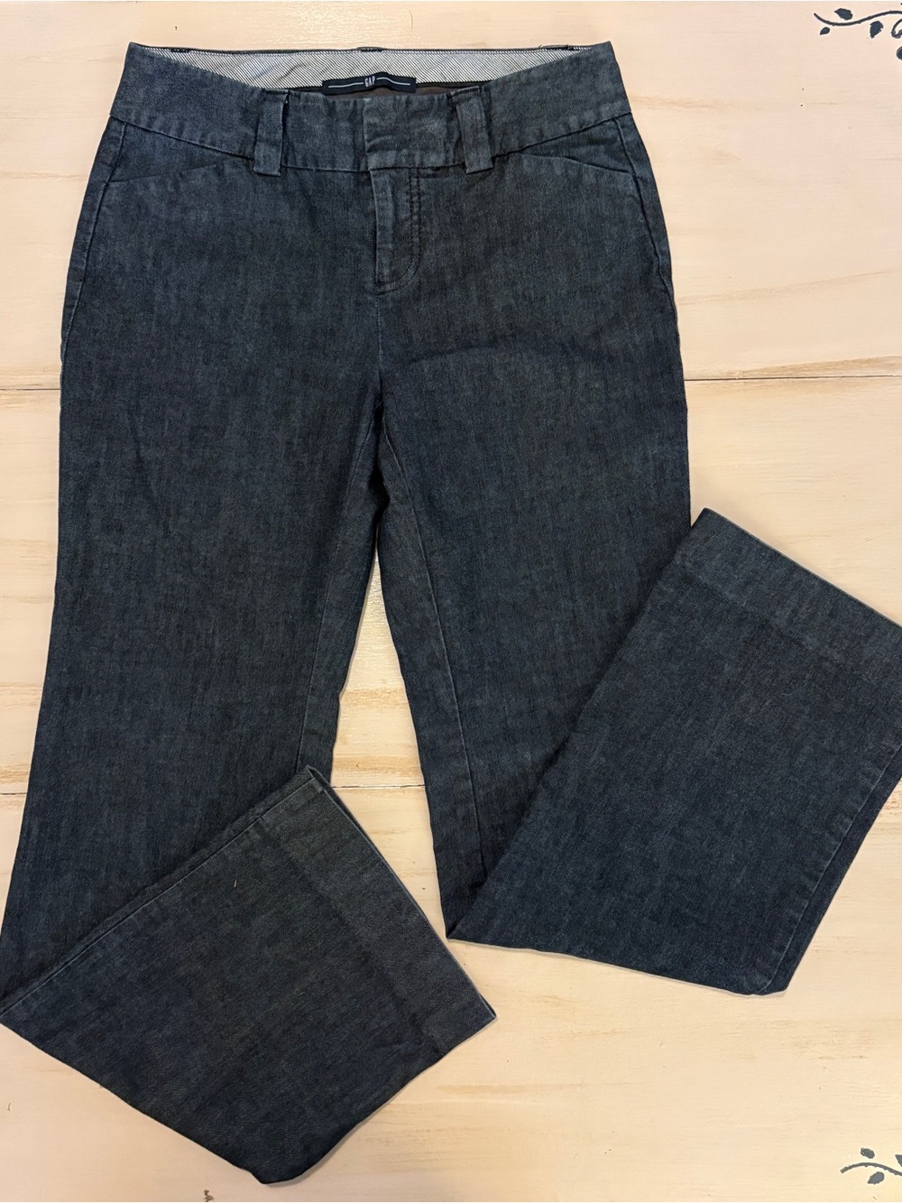GAP Women's Dark Charcoal Straight Leg Jeans